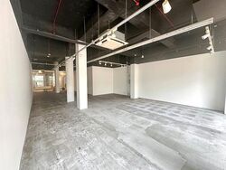 Broadway Cinema (D20), Retail #566797231